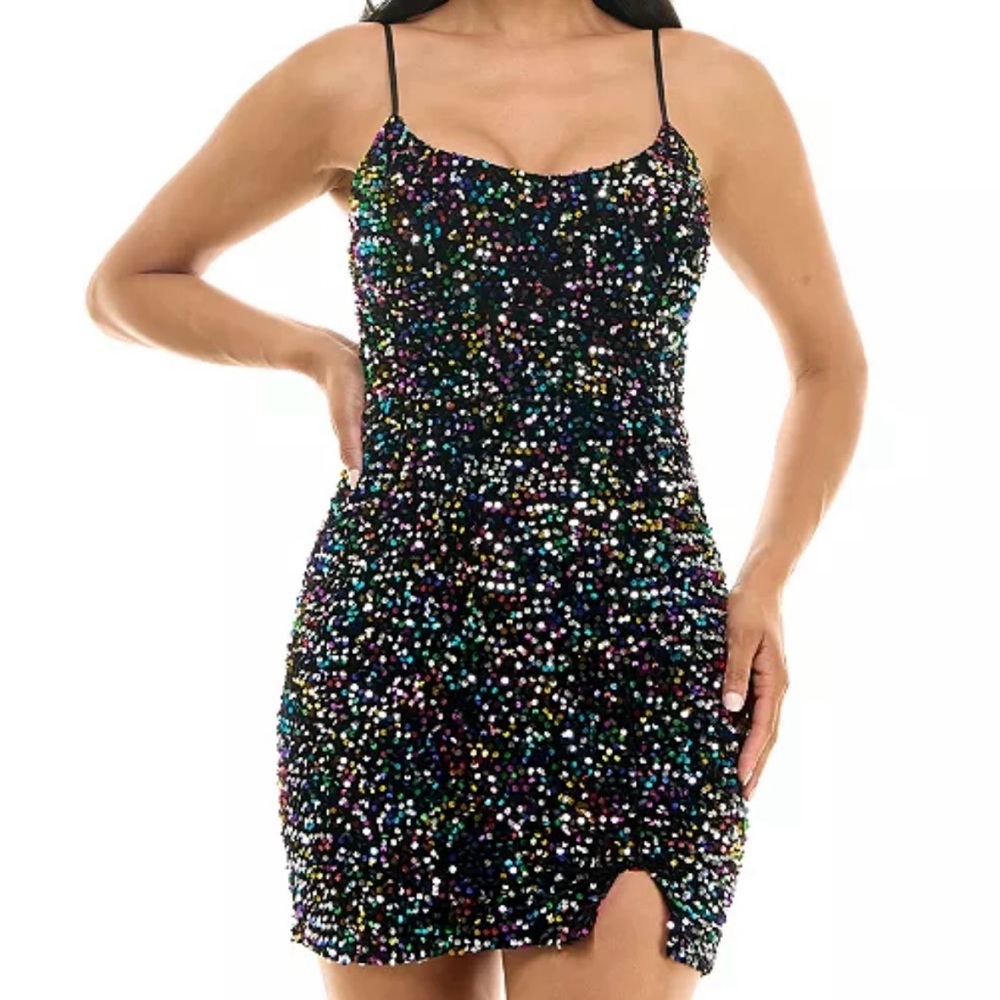Dress - Picture 2 of 11